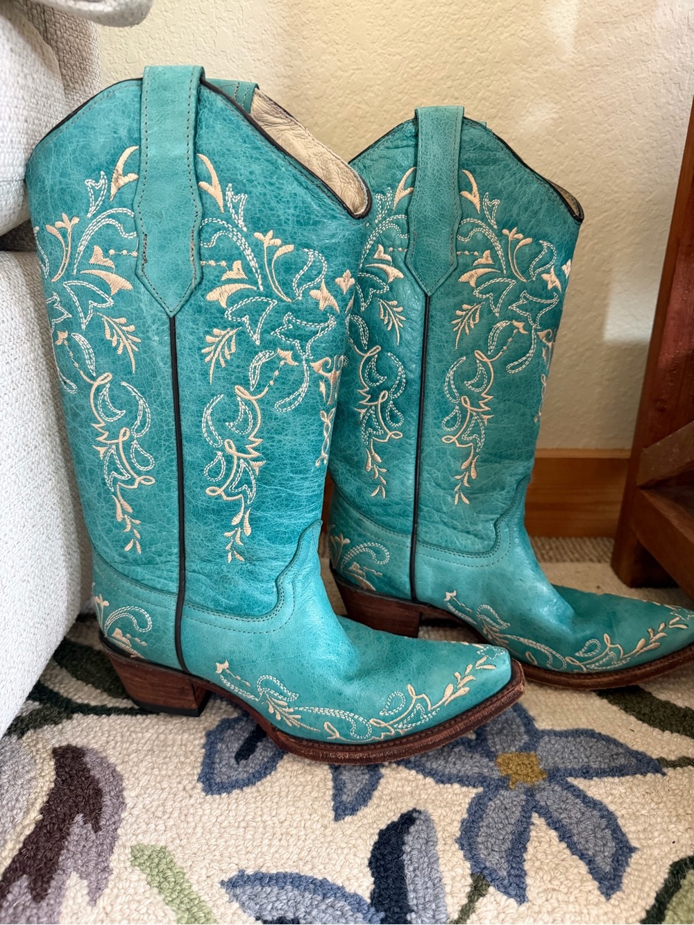 Corral Circle G Turquoise Embroidered Western Cowboy Boots
